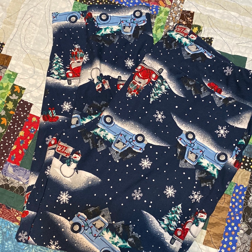 Christmas leggings size 1x-2x